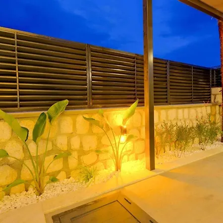 Villa Unique 1